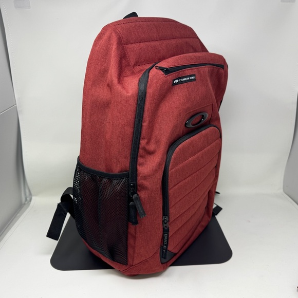 Oakley Men\'s 25L Enduro 4.0 25L Iron Red Backpack for Hiking Backpacking Camping main image 10